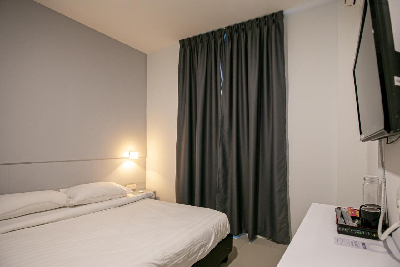 Grand Swiss Hotel George Town Eksteriør billede